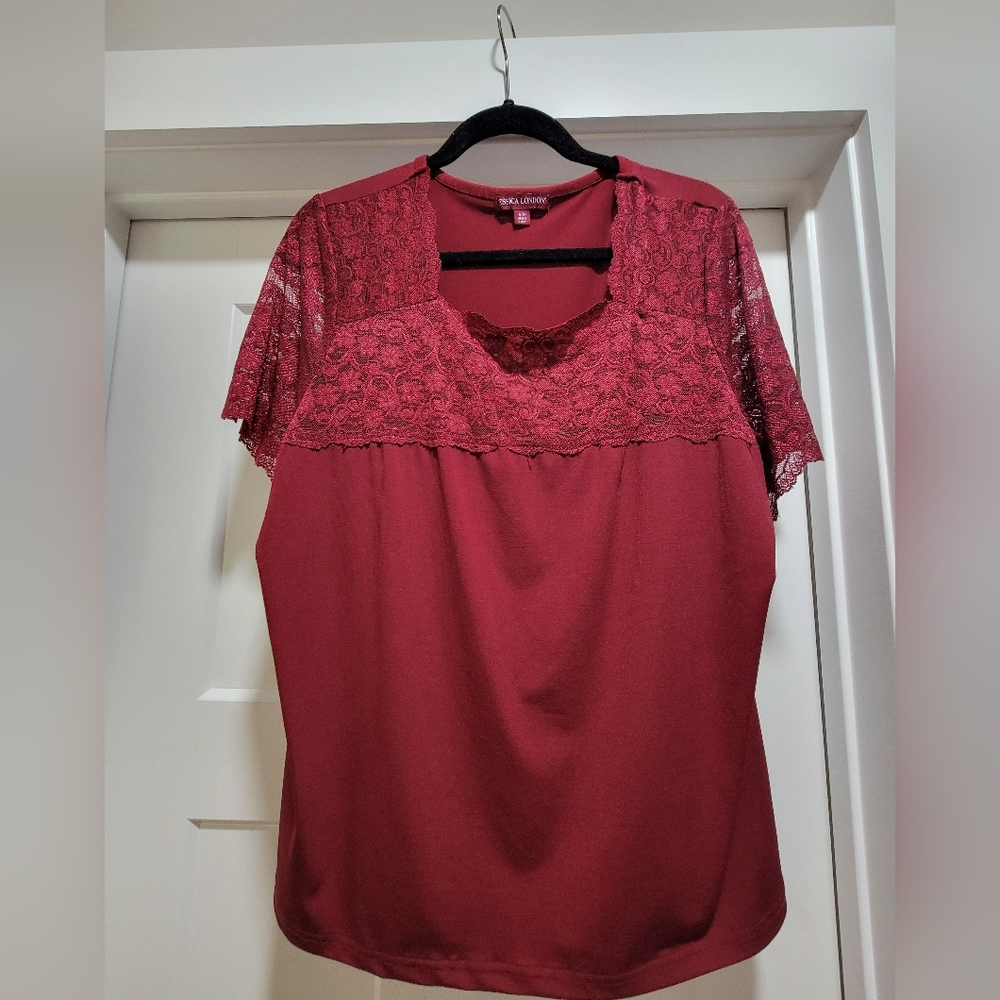 Elegant Lace Trim Burgundy Top